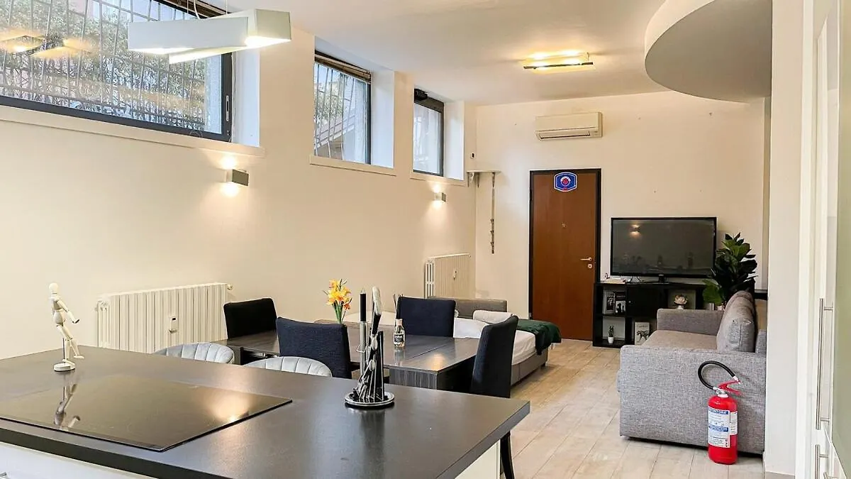 Luxury House Jacuzzi - Milano Apartman Olaszország