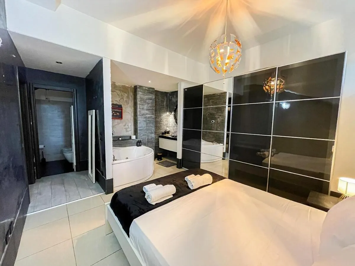 Luxury House Jacuzzi - Milano Διαμέρισμα Μιλάνο