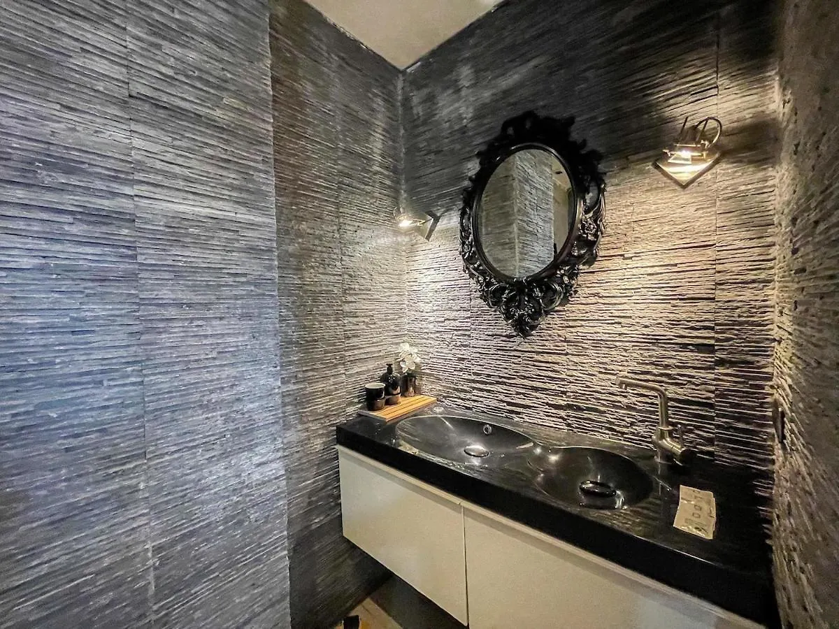 Luxury House Jacuzzi - Milano Διαμέρισμα
