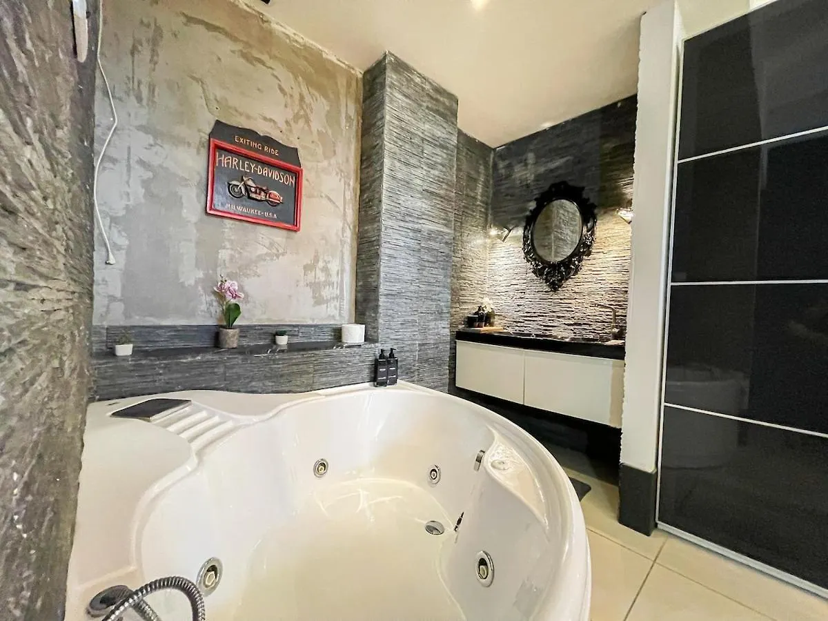 Luxury House Jacuzzi - Milano Διαμέρισμα Ιταλία